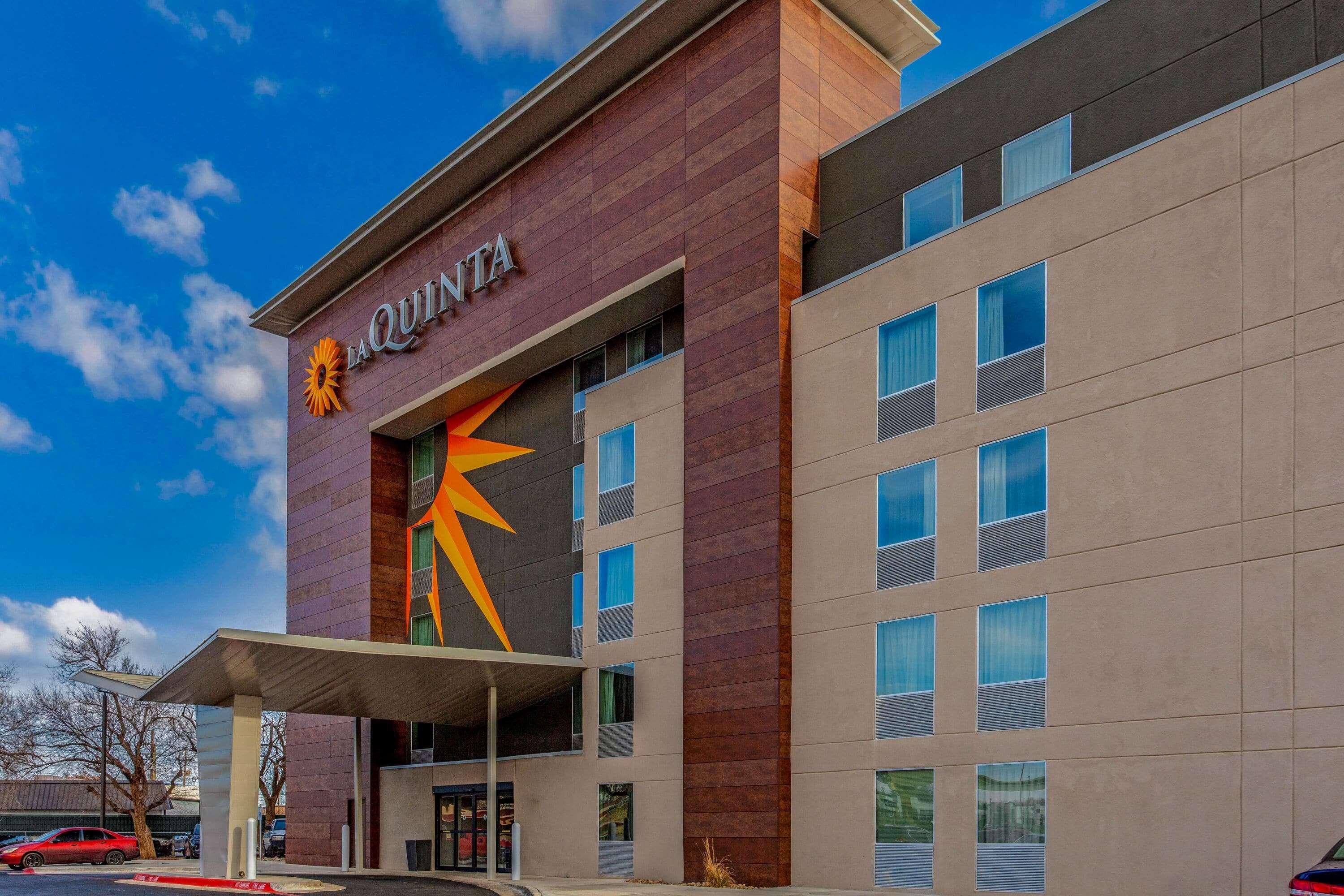 Hotel La Quinta By Wyndham Lubbock West Medical Center Exterior foto