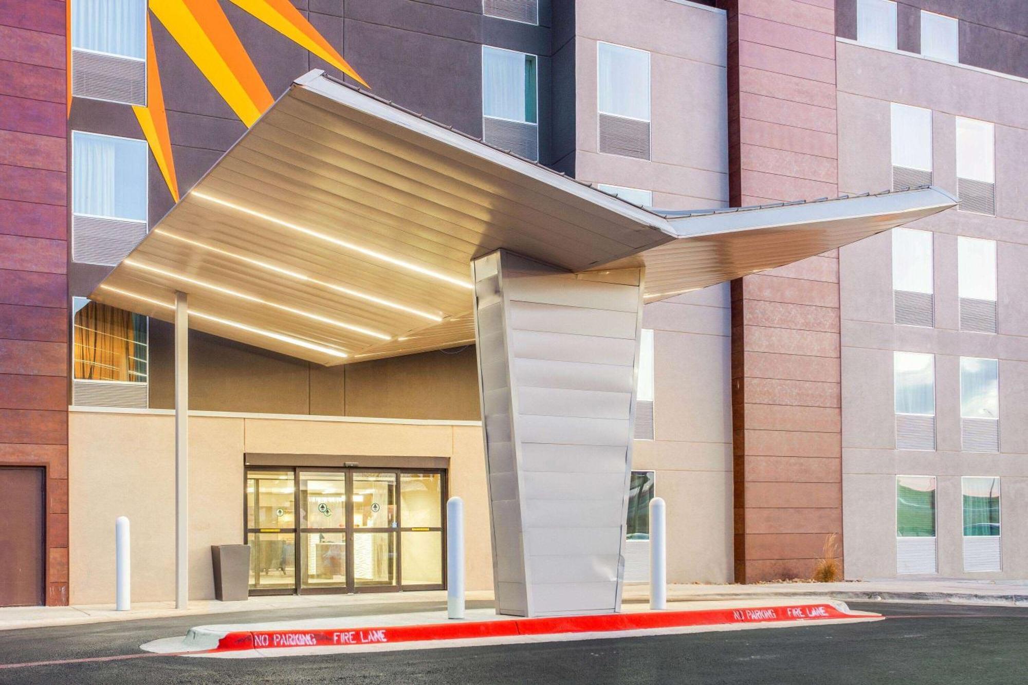 Hotel La Quinta By Wyndham Lubbock West Medical Center Exterior foto