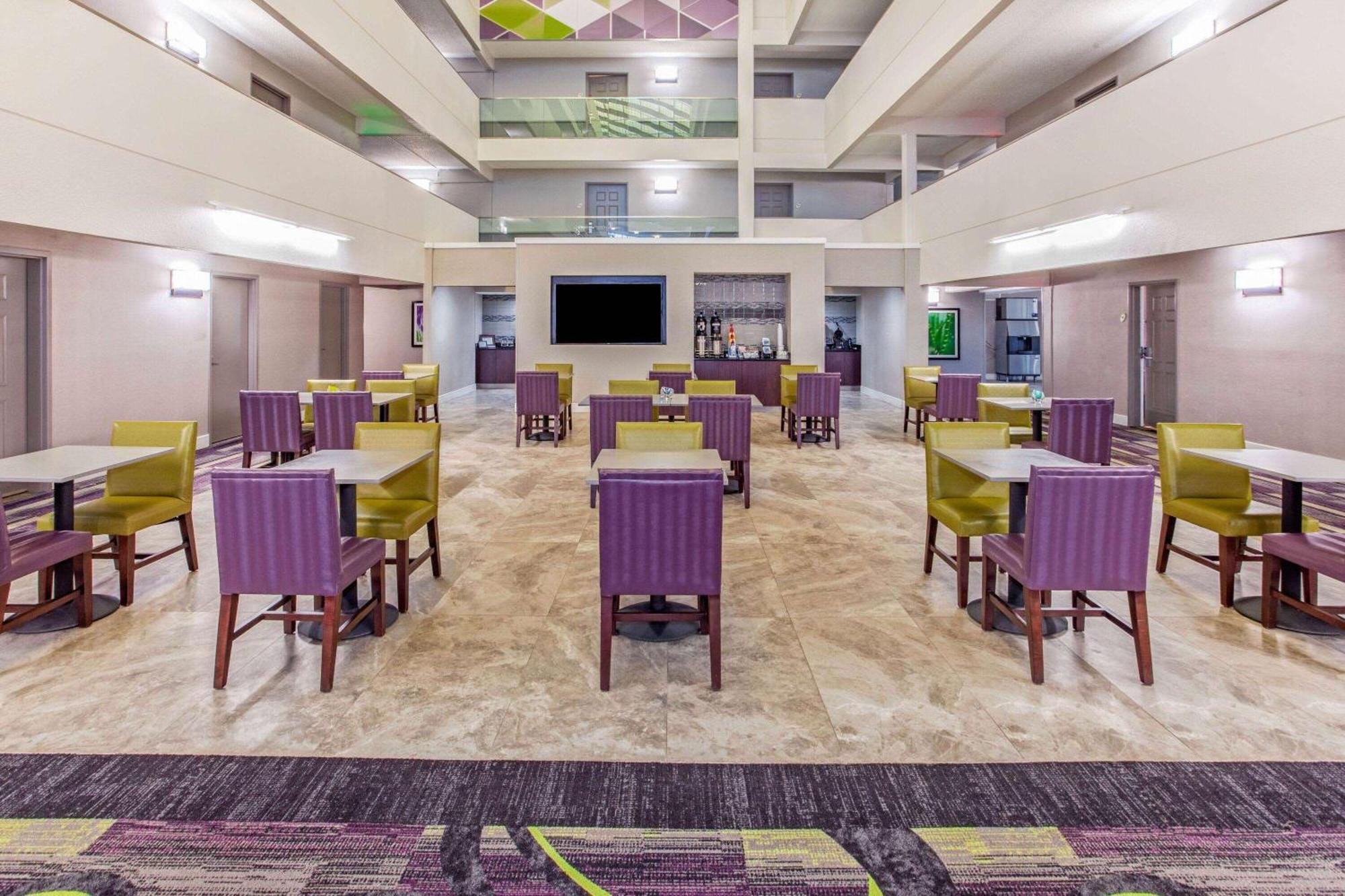 Hotel La Quinta By Wyndham Lubbock West Medical Center Exterior foto